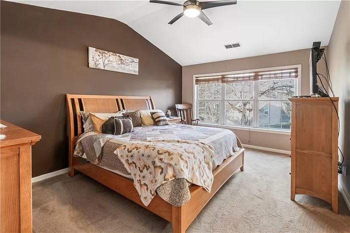 115 Quarrington Ct - Photo 7 of 20