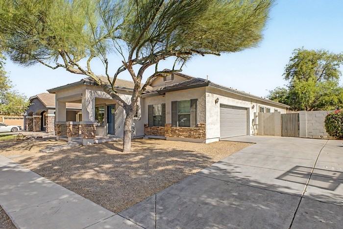 3533 E Joseph Way - Photo 4 of 47