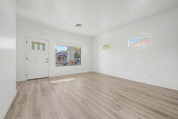 3533 E Joseph Way - Photo 7 of 47