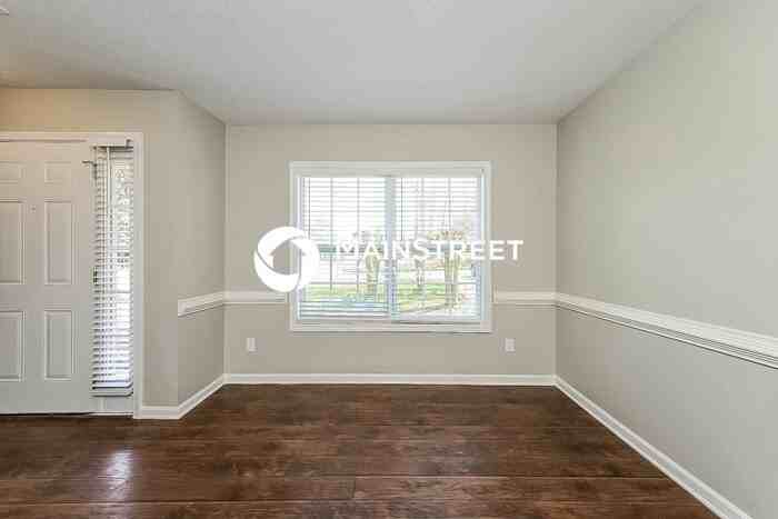 368 Grove Hill Dr - Photo 5 of 17