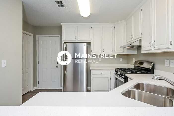 368 Grove Hill Dr - Photo 7 of 17