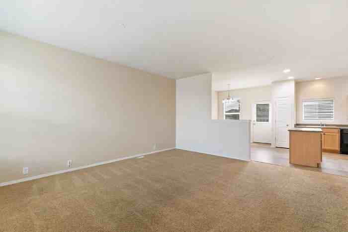 7475 Country Side Grv - Photo 3 of 28