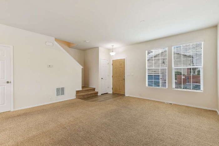 7475 Country Side Grv - Photo 6 of 28