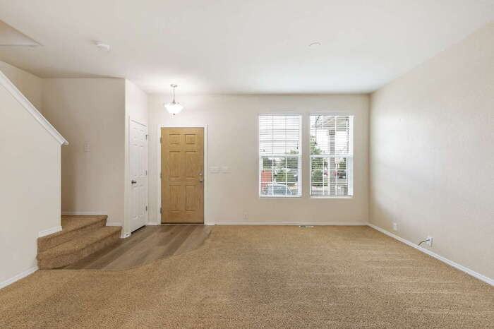 7475 Country Side Grv - Photo 7 of 28