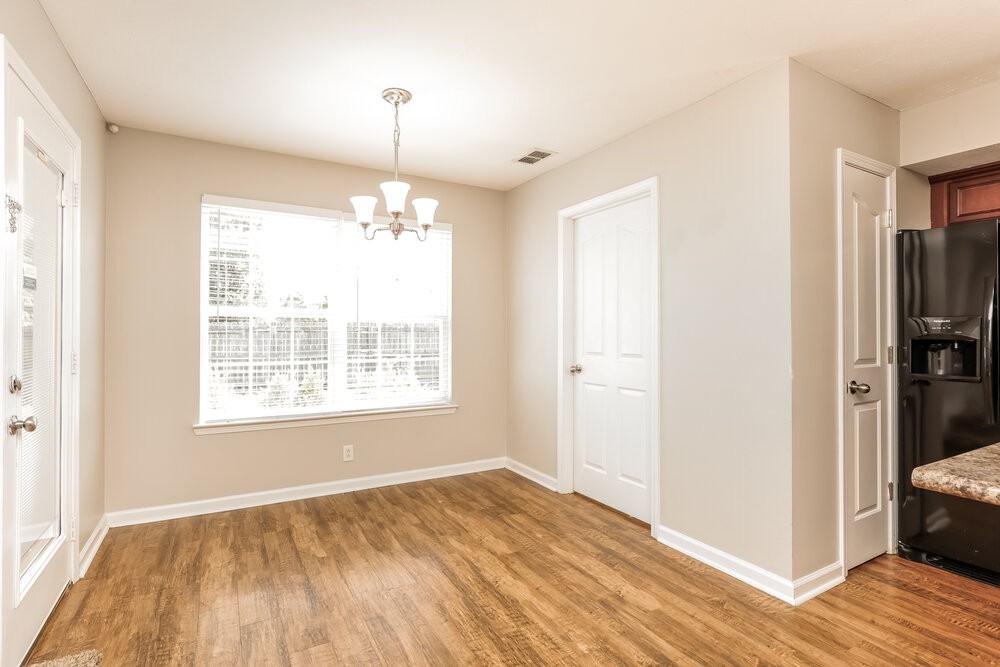 3764 Indian Creek Blvd - Photo 6 of 17