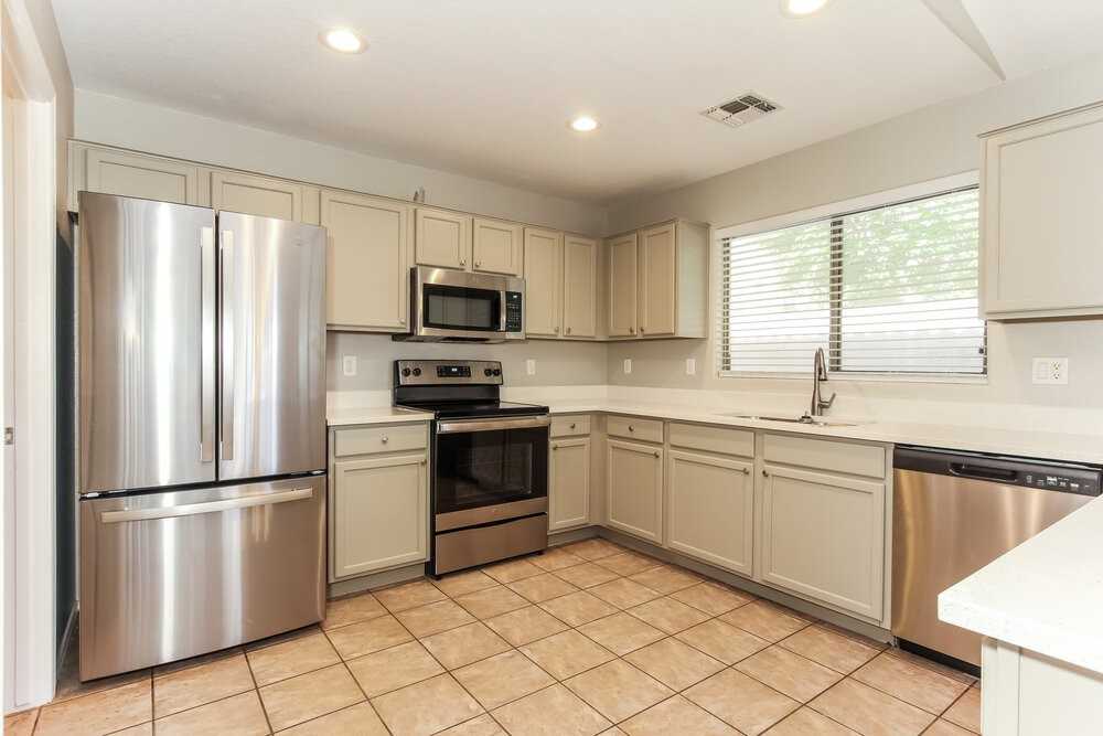 13331 W Boca Raton Rd - Photo 6 of 16