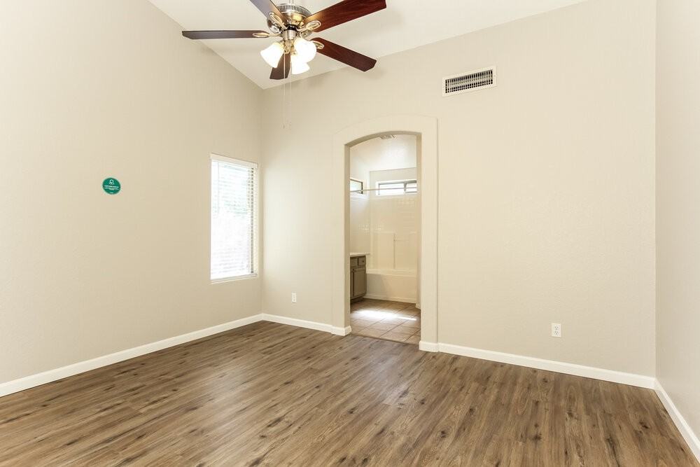 13331 W Boca Raton Rd - Photo 7 of 16