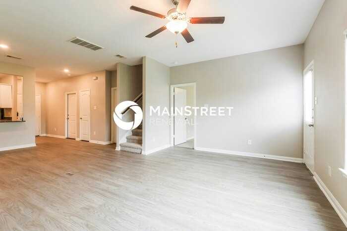 23018 Bellini Dr - Photo 6 of 20