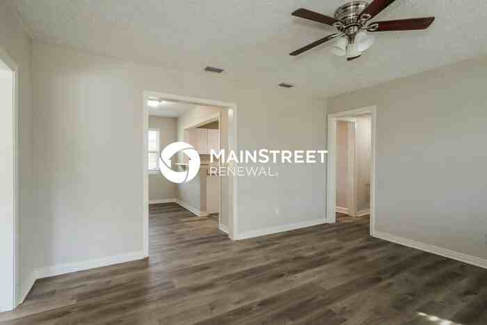 6247 Bartholf Ave - Photo 5 of 16