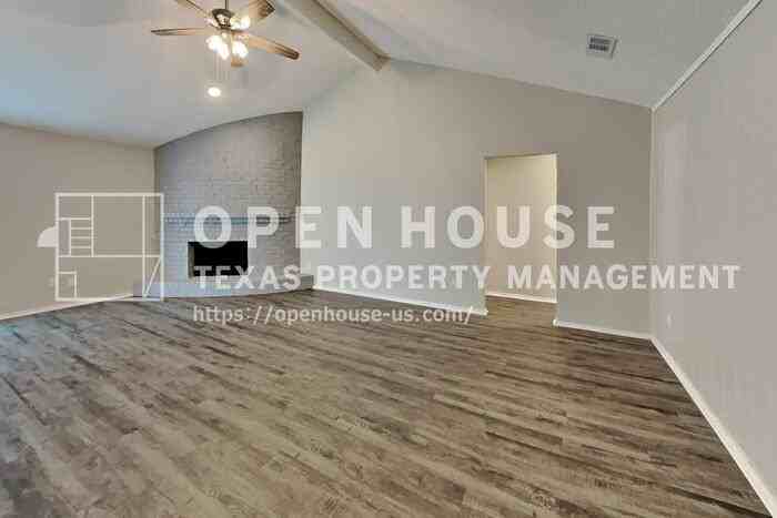 6001 Maple Springs Dr - Photo 4 of 21