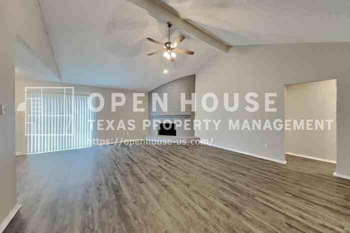 6001 Maple Springs Dr - Photo 5 of 21