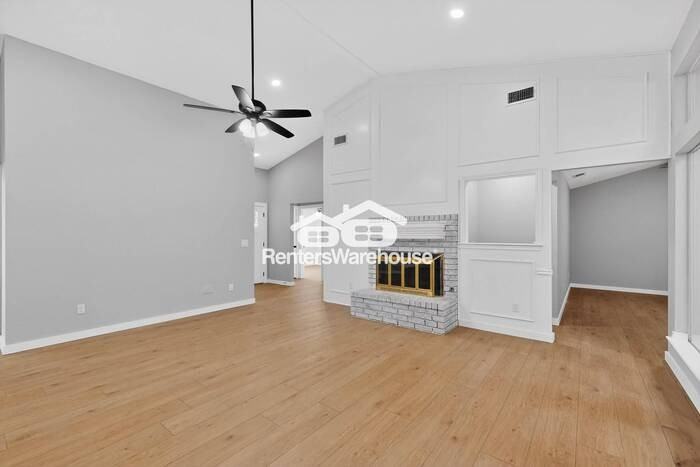 803 Sandy Creek Dr - Photo 6 of 45