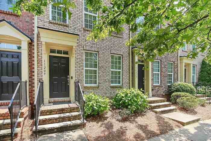 11209 Cedar Walk Ln - Photo 4 of 30