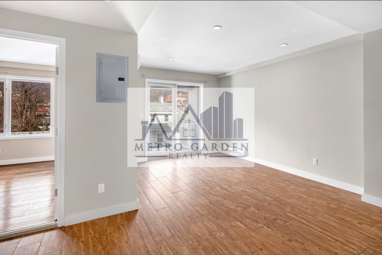 190-11 Hillside Avenue #304 - Photo 3 of 7