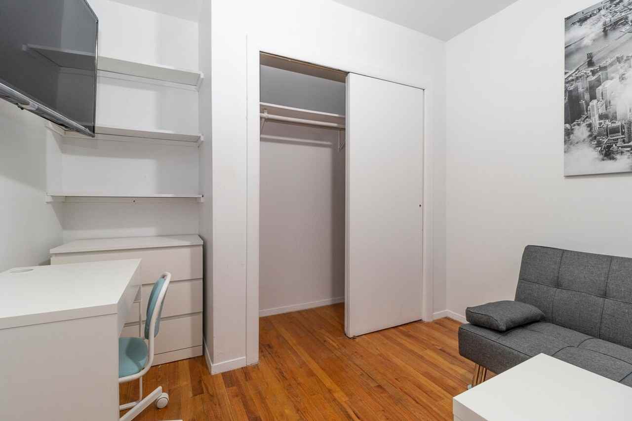 320 E 96th St #1032038P - Photo 5 of 23