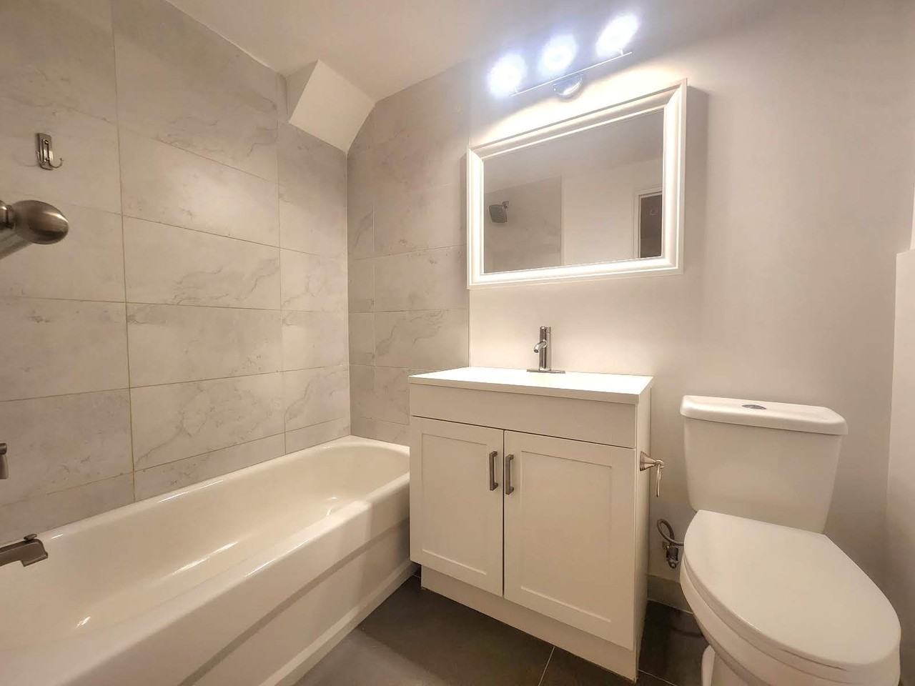 6280 Place Northcrest #719 - Photo 6 of 16