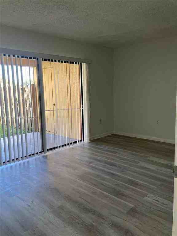 5200 Northwest 31st Avenue - Photo 4 of 9