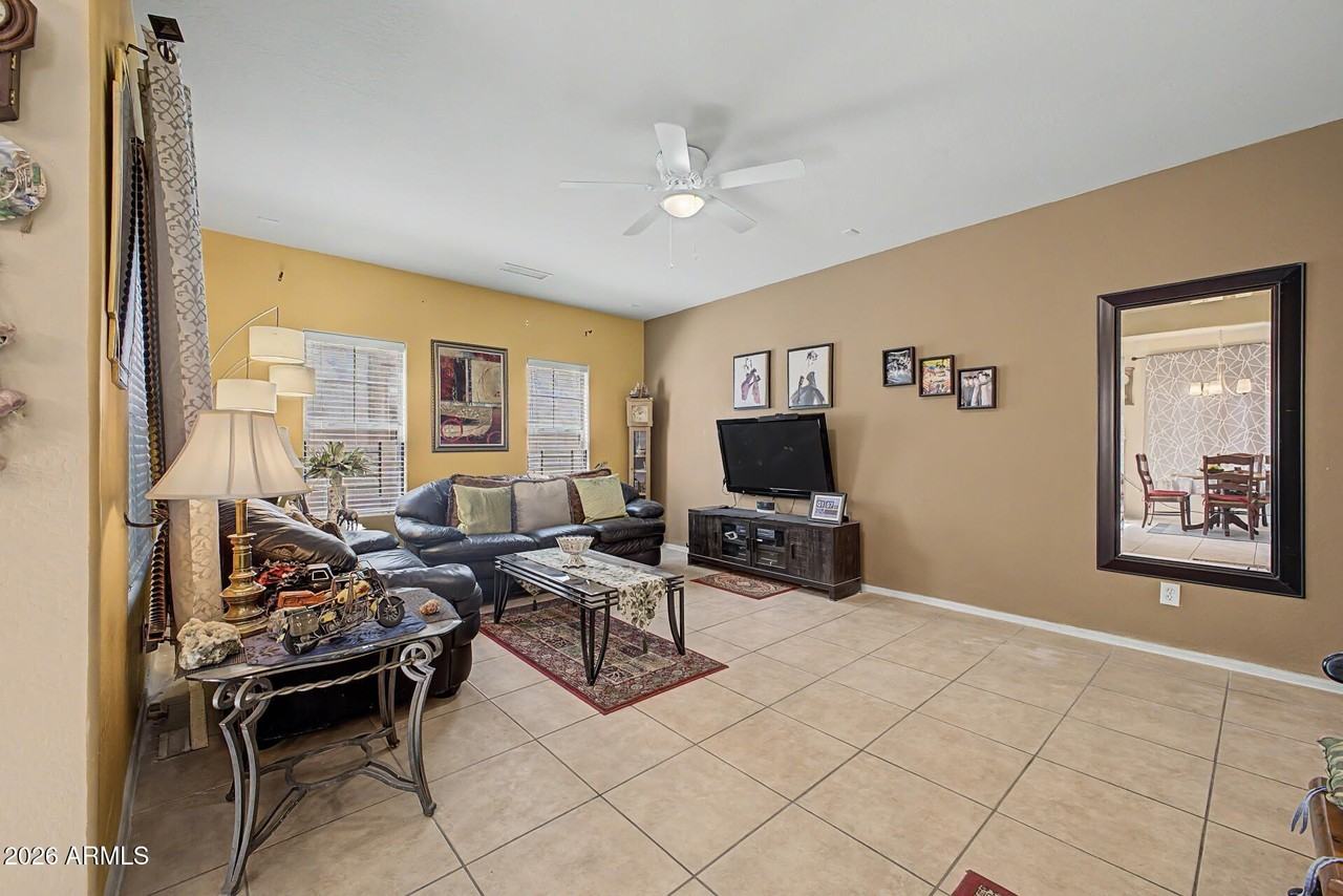 2348 N 84th Dr - Photo 6 of 31