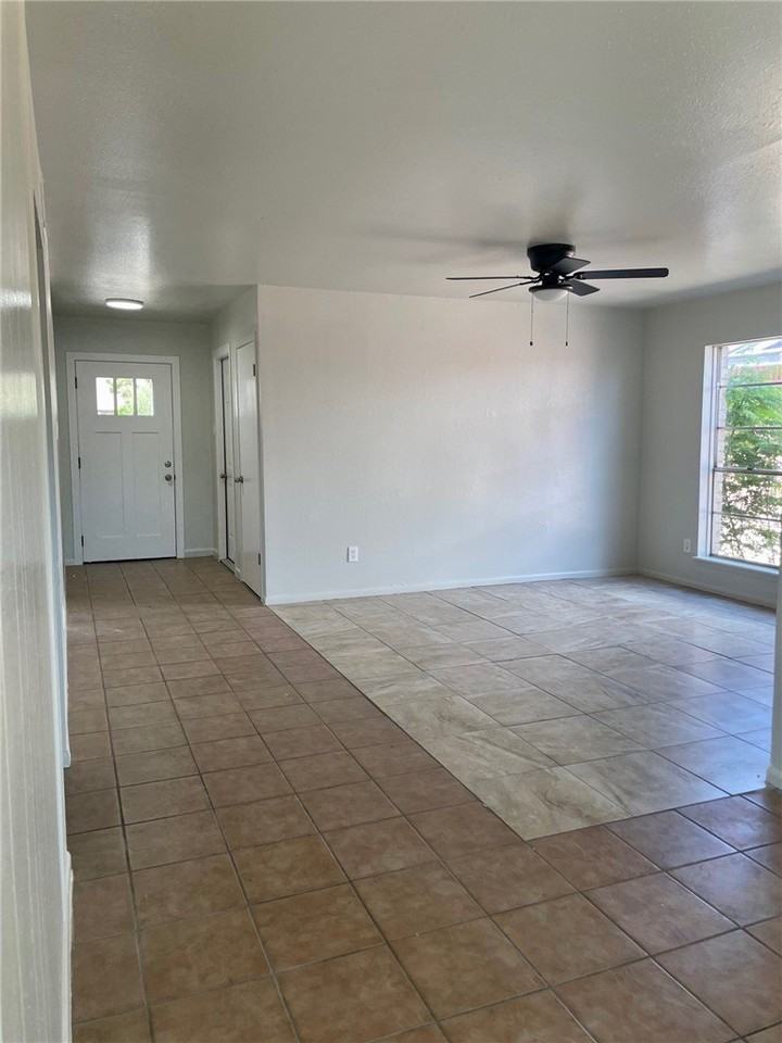 3715 La Paz Dr - Photo 3 of 9