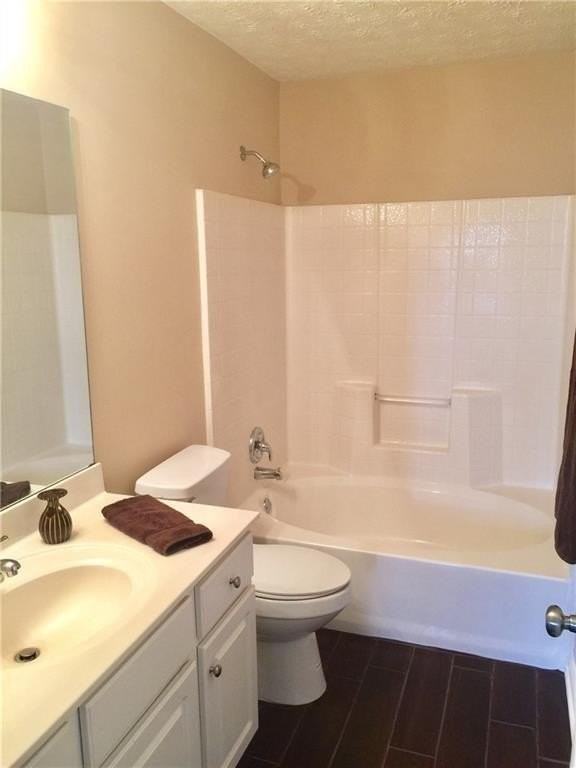 2040 Keenland Ct - Photo 7 of 10