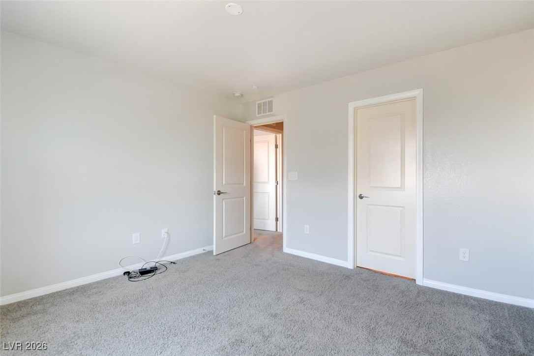 7030 Spicy Merlot St - Photo 4 of 18