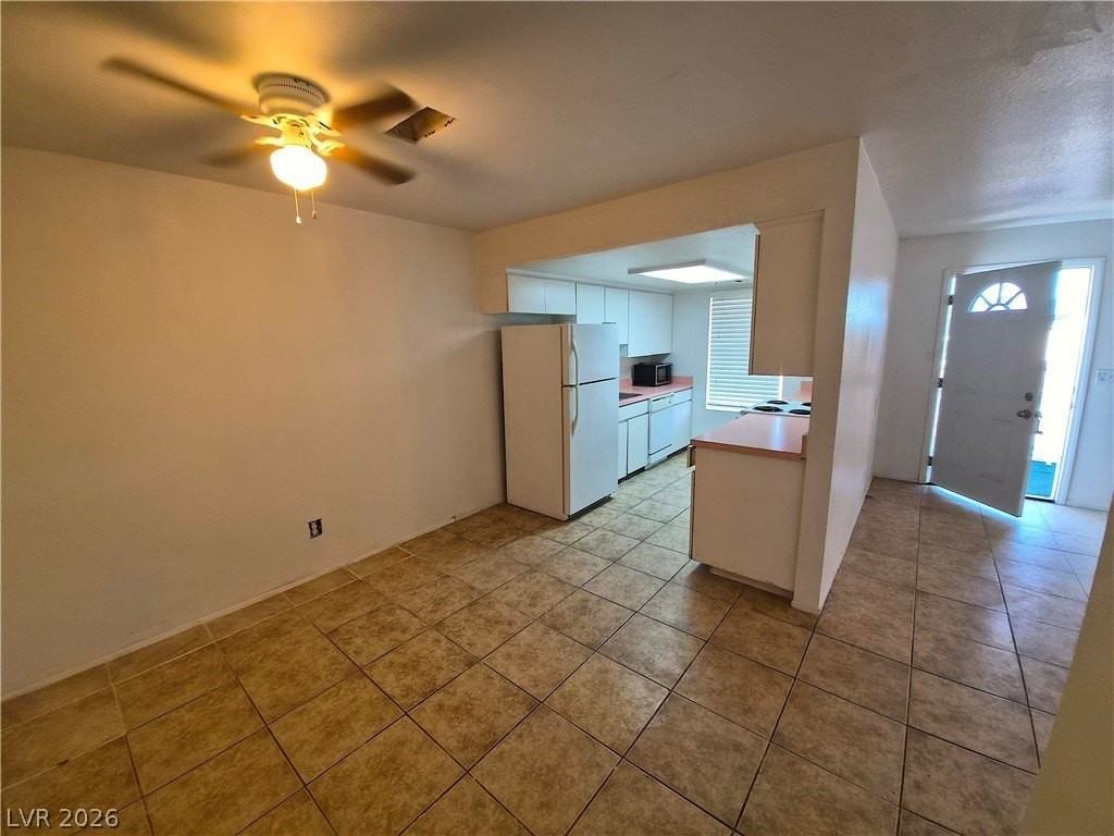 1350 Ogallala St #3 - Photo 4 of 9