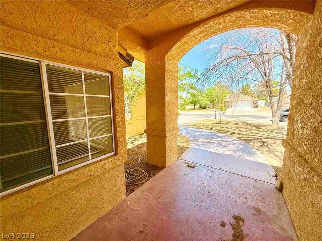 3810 Mount Charleston Dr - Photo 5 of 26