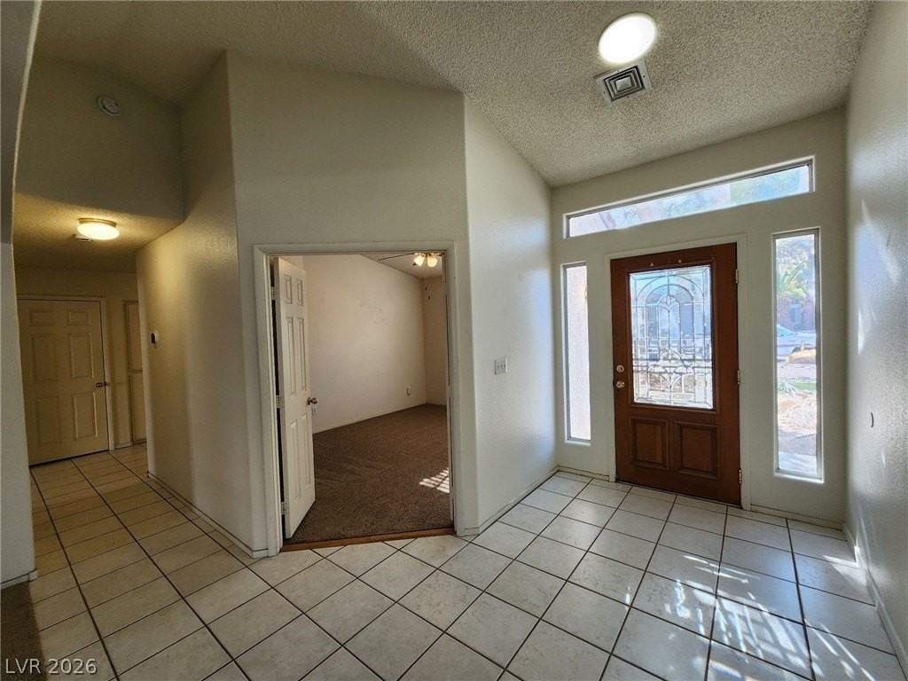 1720 Navarre Ln - Photo 2 of 46