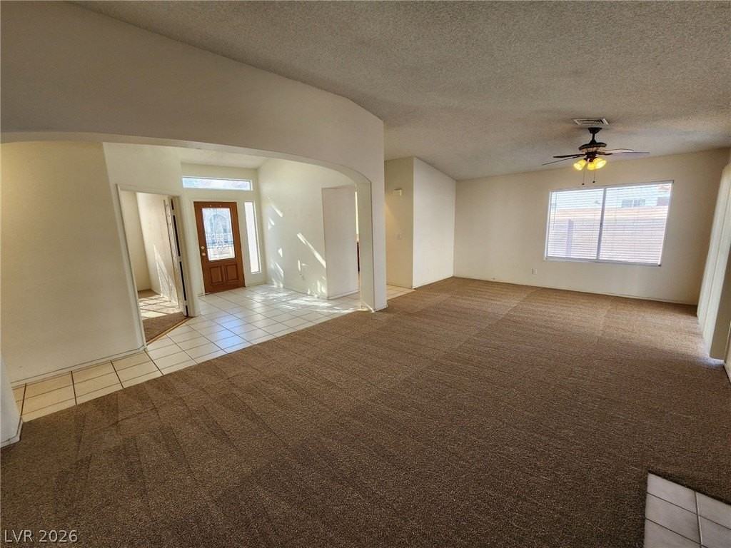 1720 Navarre Ln - Photo 5 of 46