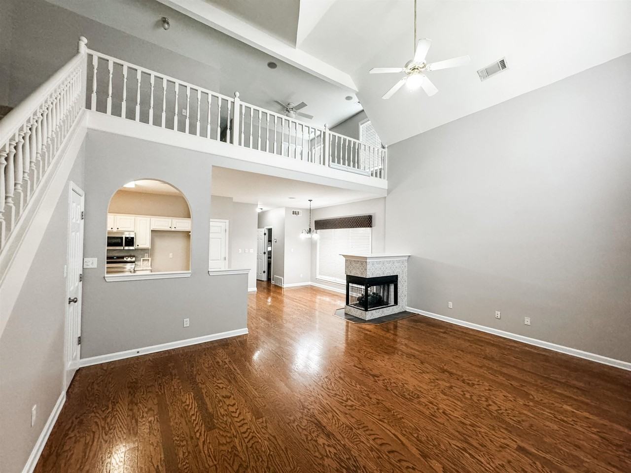 4564 Park Ridge Pkwy - Photo 2 of 8