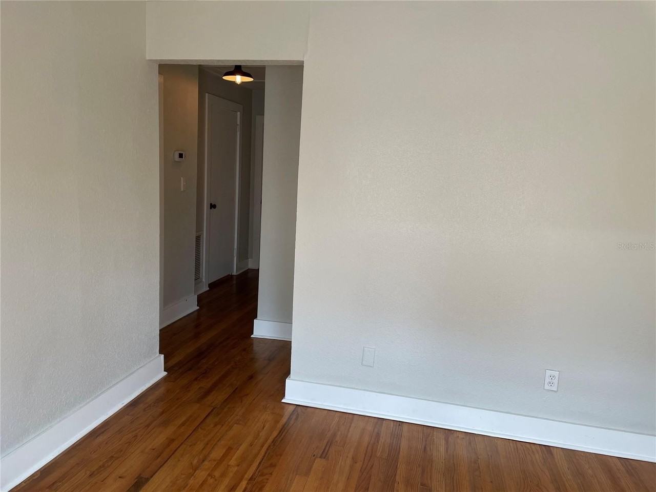 1517 E Ellicott St - Photo 6 of 34