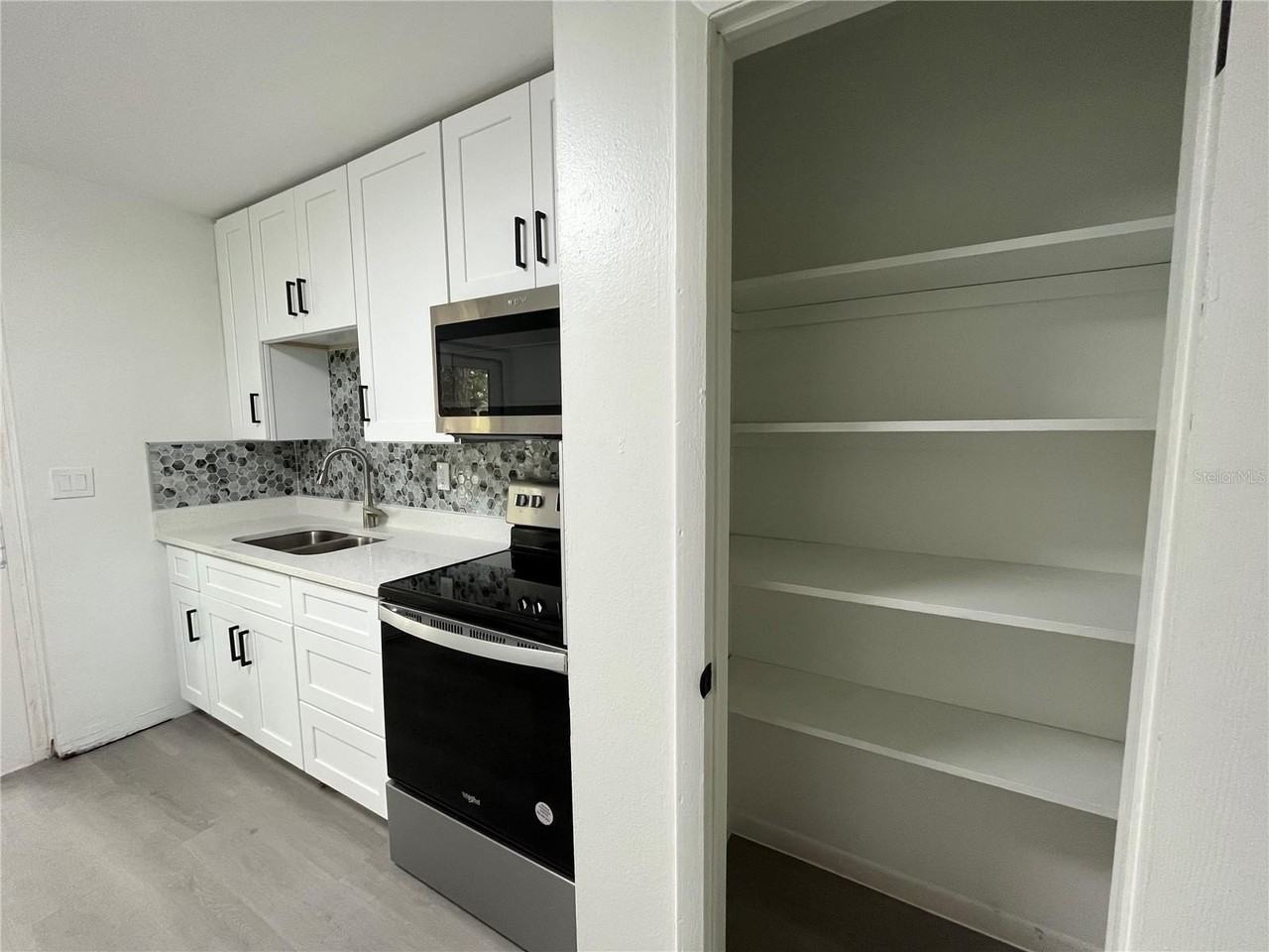 4814 20th St - Photo 6 of 25