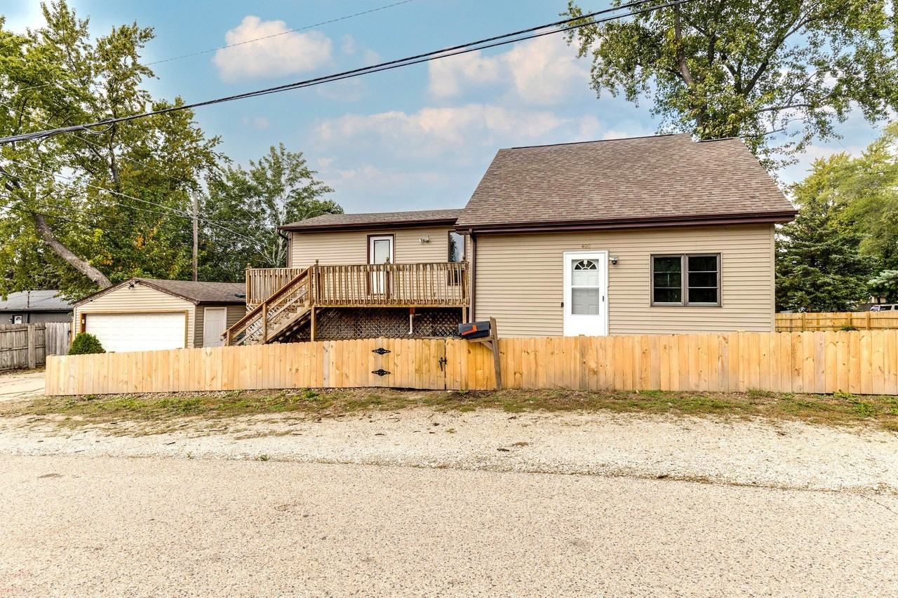 400 Clifton Dr - Photo 3 of 27
