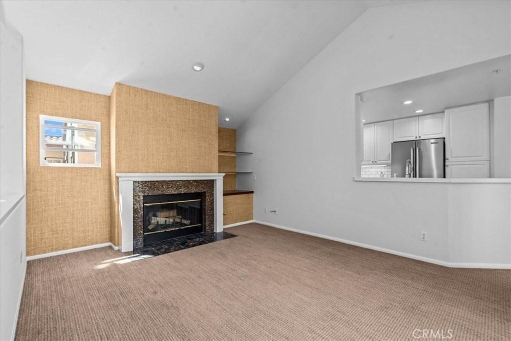 1 Roma Ct - Photo 4 of 32