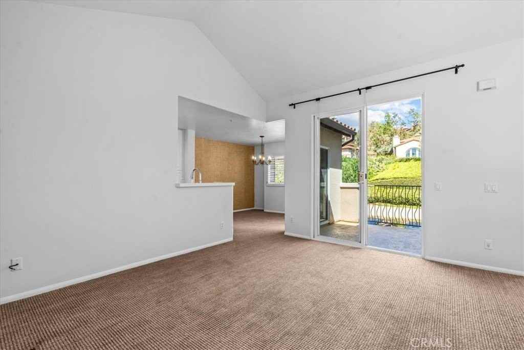1 Roma Ct - Photo 5 of 32
