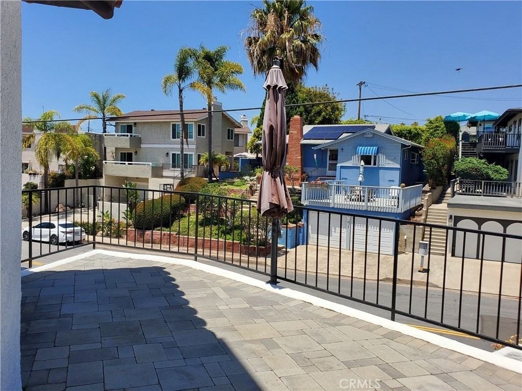 219 W Escalones - Photo 3 of 32