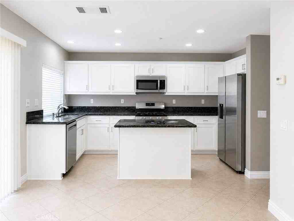 3650 Owl Pl - Photo 2 of 2
