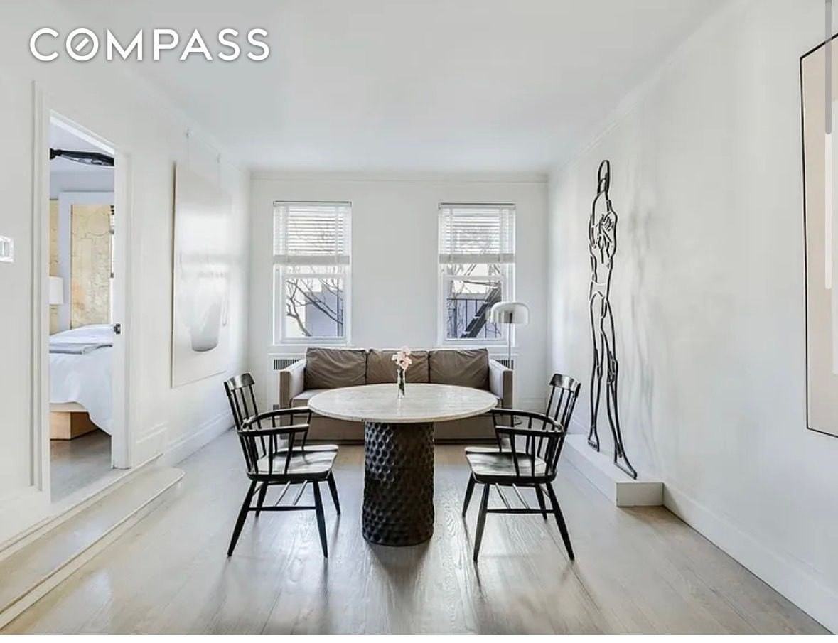 357 W 55th St #6M - Photo 3 of 7