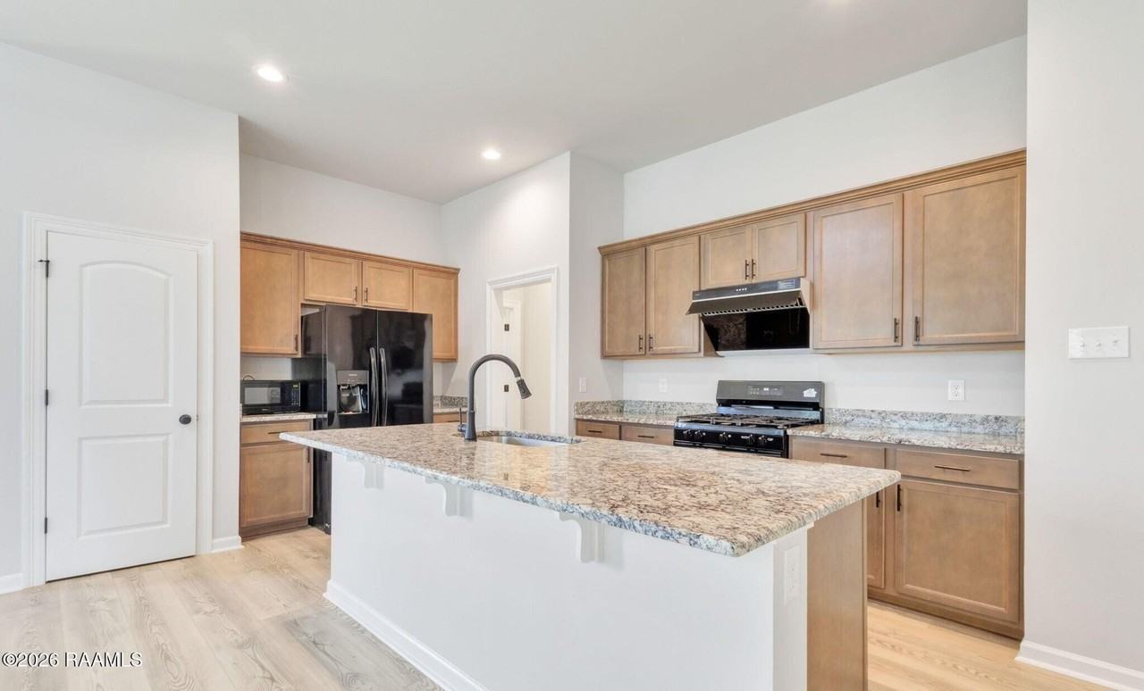 221 Wakely Ct - Photo 5 of 14