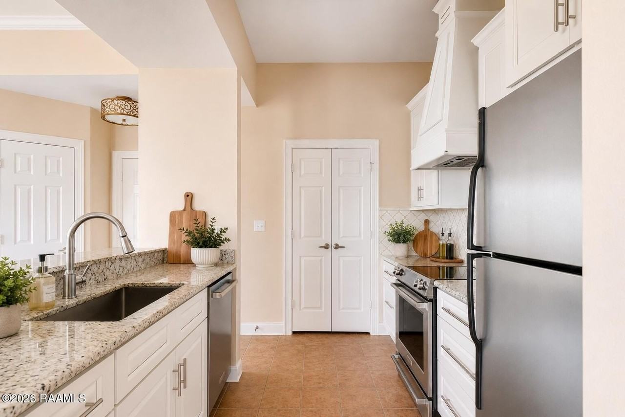 201 Settlers Trace Blvd #1407 - Photo 6 of 16