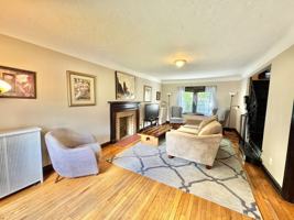 featured image of 988 Nela View Rd