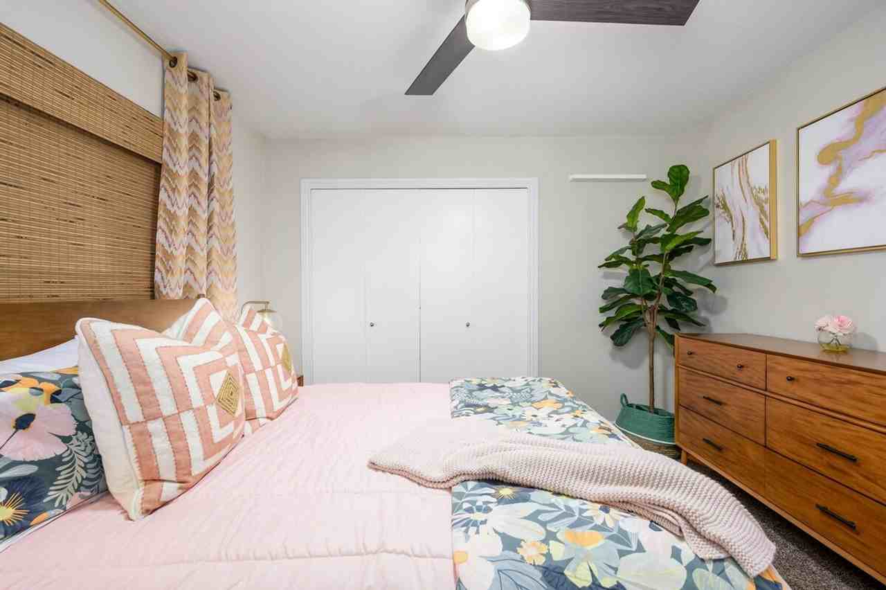 15020 N 7th Dr #1255476P - Photo 7 of 44