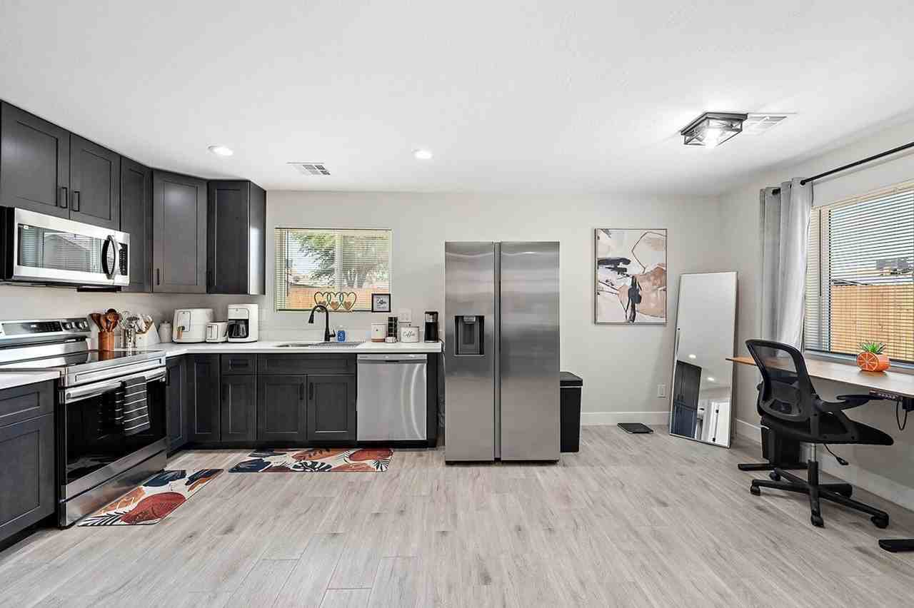 3850 S 18th St #1244349P - Photo 2 of 22