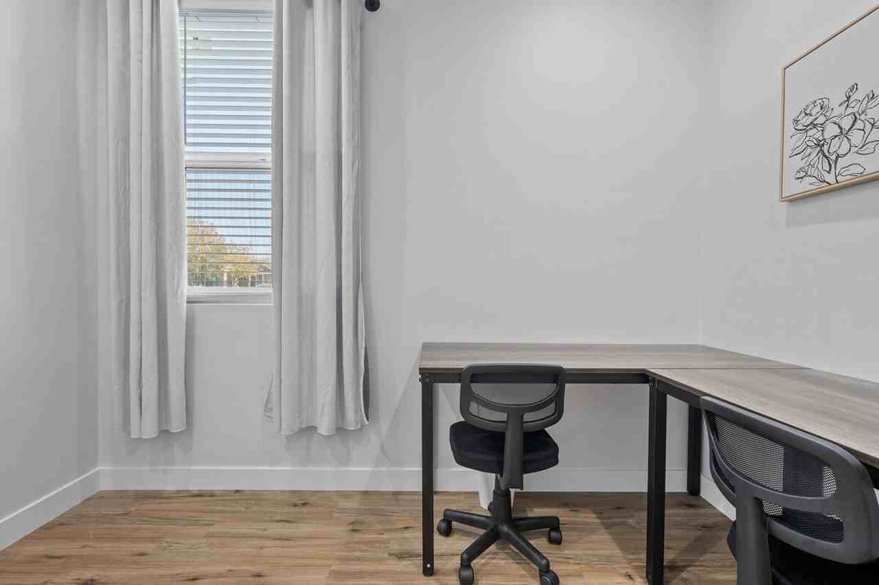 3757 E Van Buren St #1244328P - Photo 7 of 28