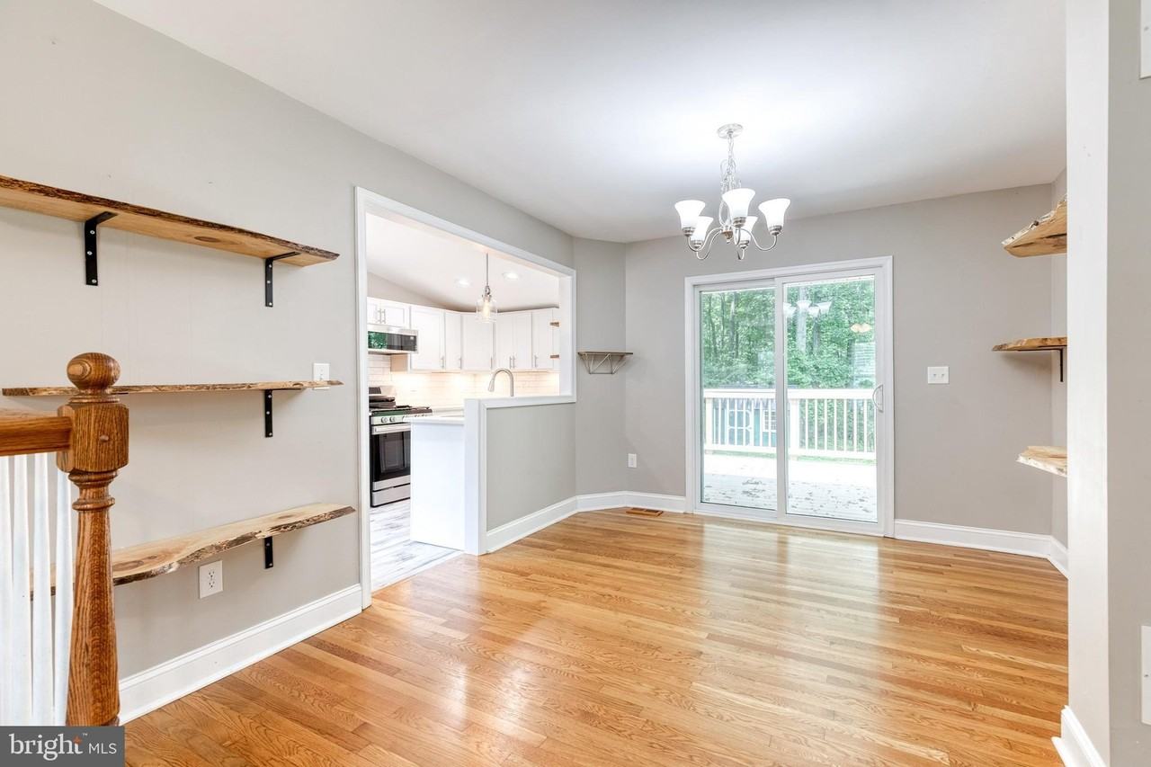 6922 Hollenberry Rd - Photo 5 of 19