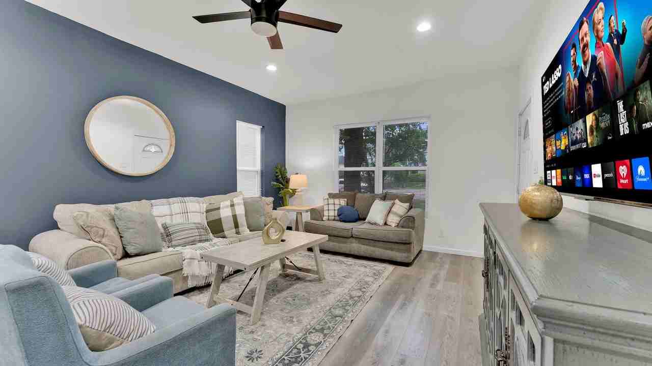 1117 N Bishop Ave #1075552P - Photo 4 of 25