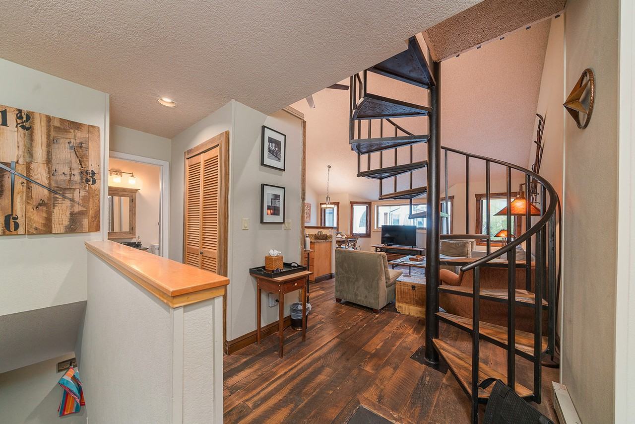 280 S Mahoney Dr #1309436P - Photo 7 of 20