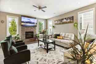 581 West Park Dr - Photo 1 of 1