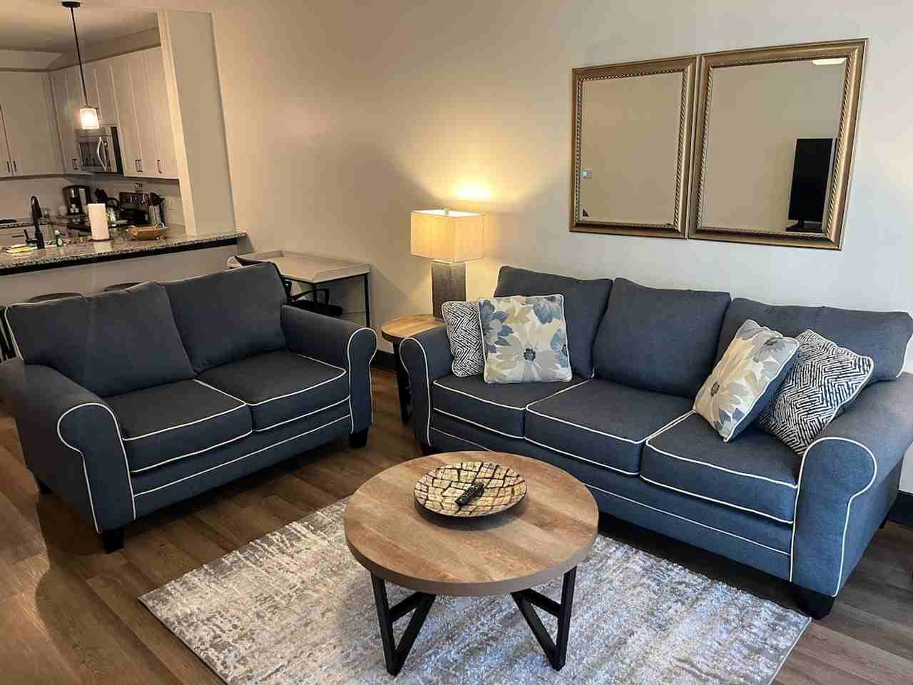 424 W Trade St #1344188P - Photo 5 of 23