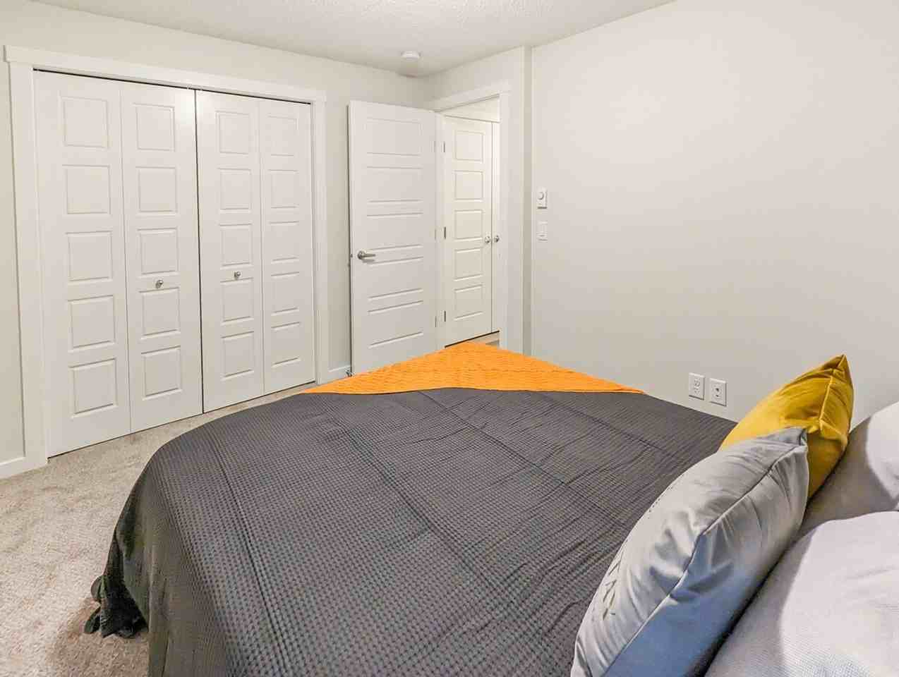 317 Cranbrook Sq Se #1346041P - Photo 3 of 16